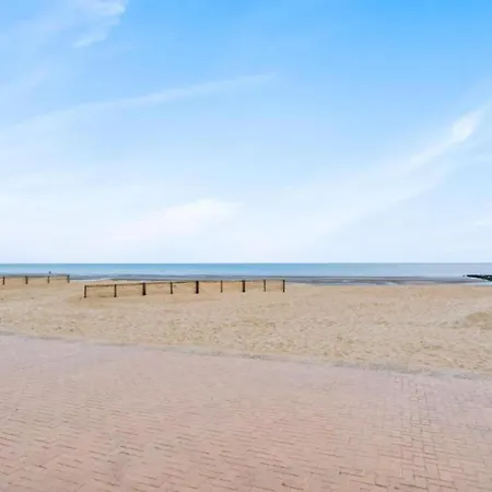 Holiday home In Near The Koksijde